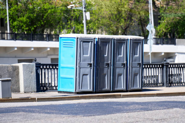 Portable Toilet Options We Offer in Reeds Spring, MO